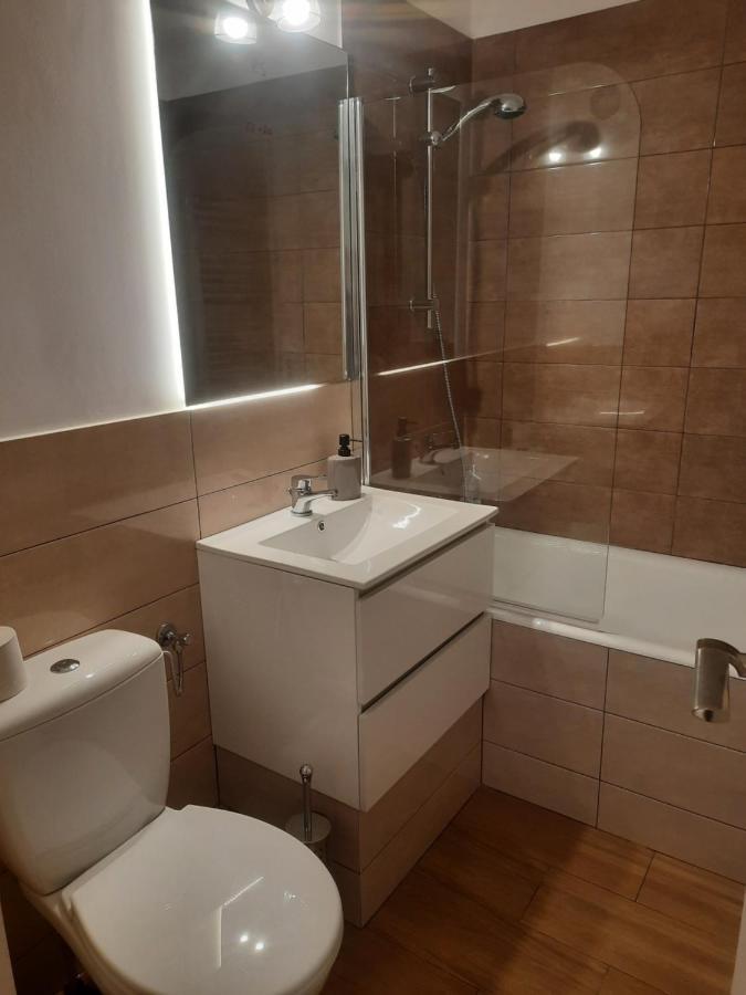 Lyra Apartment Sfântu-Gheorghe Eksteriør bilde