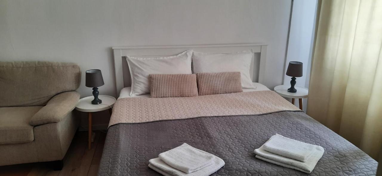Lyra Apartment Sfântu-Gheorghe Eksteriør bilde